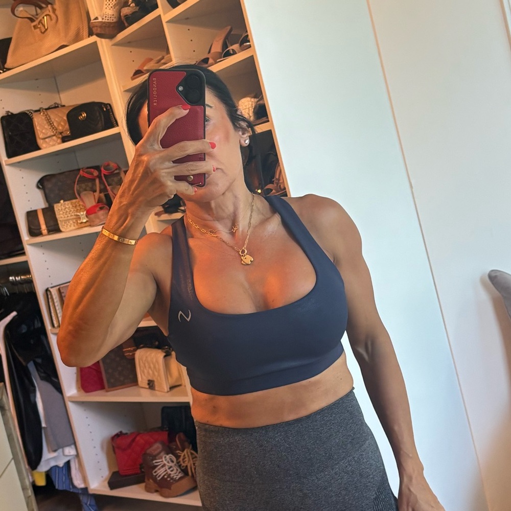 LF shiny navy Women's sports bra